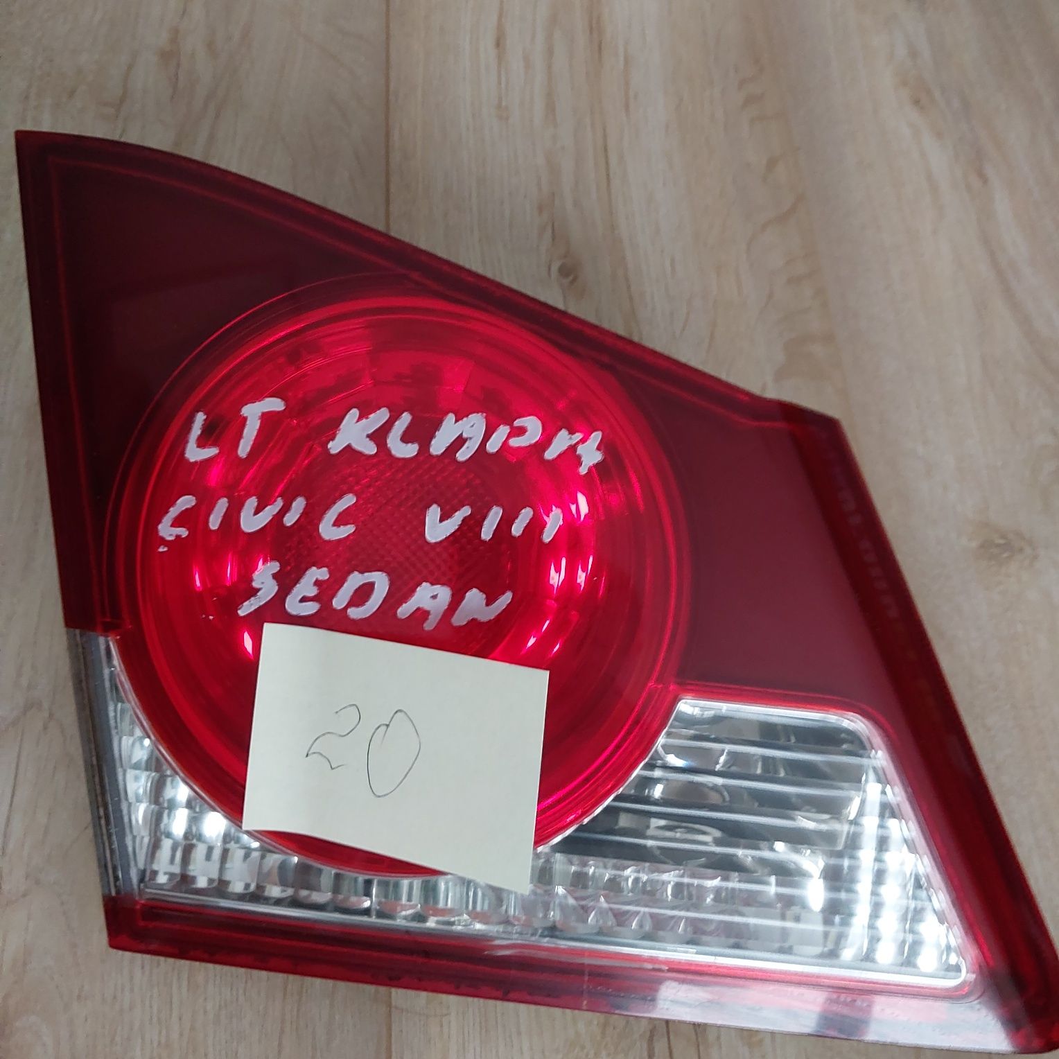 Lampa tylna lewą Honda civic vlll