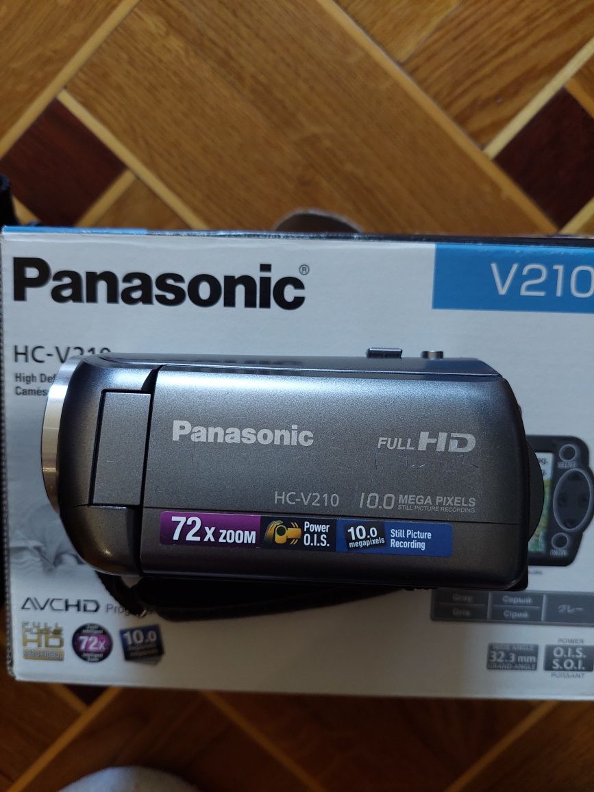 Видеокамера Panasonic HC - V210