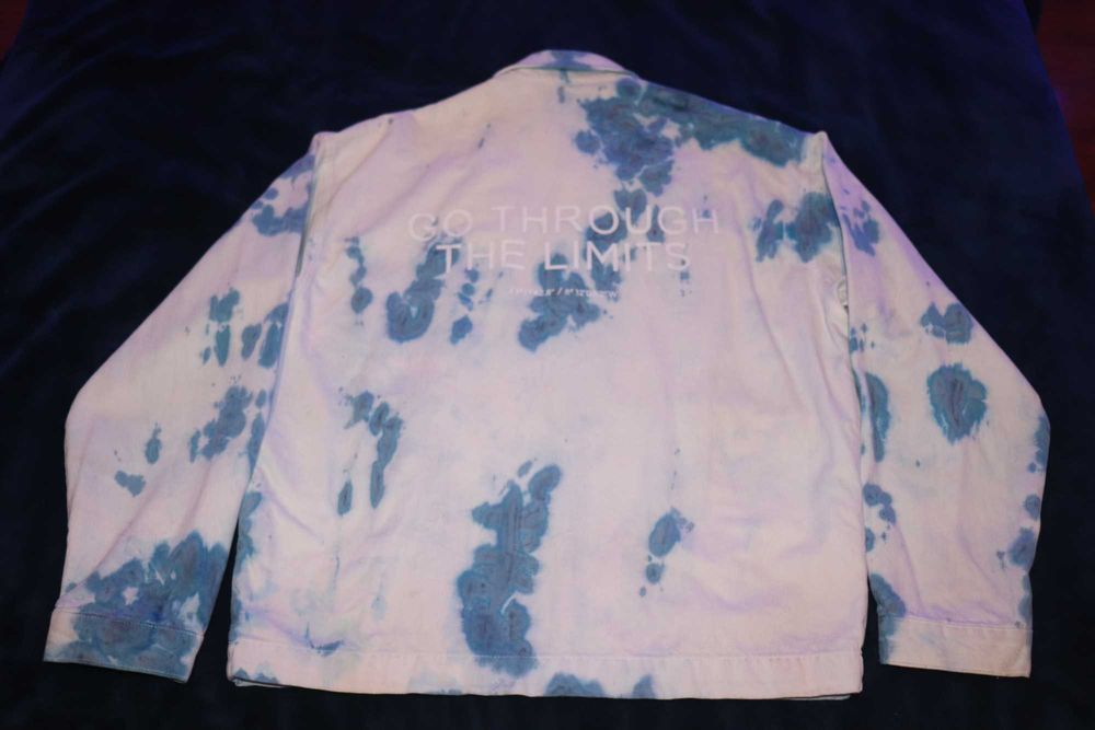 Casaco Tie Dye Branco e Azul Pull & Bear tamanho M Homem