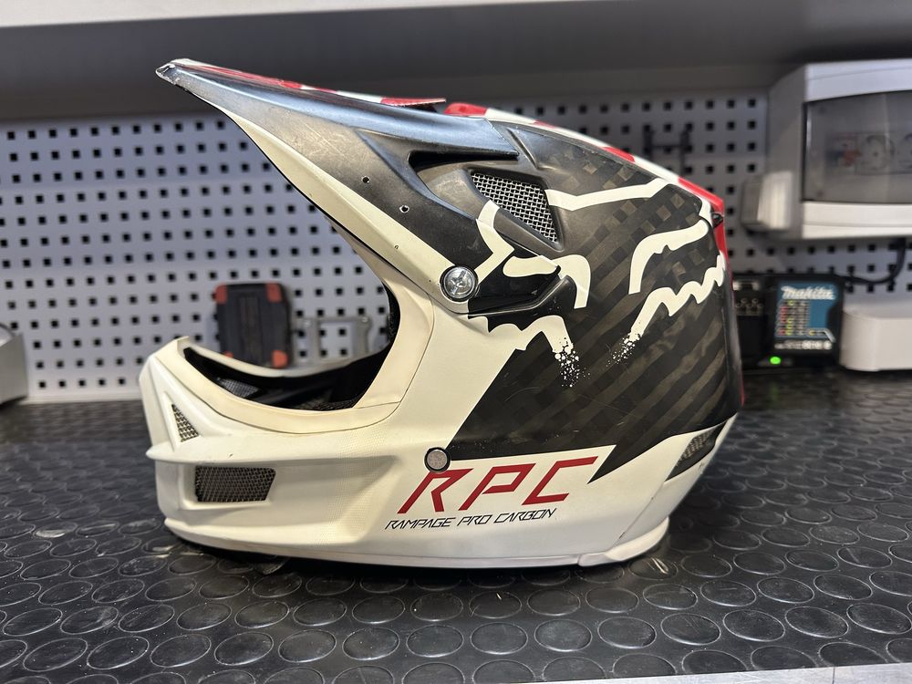 Шолом Fox Rampage Pro Carbon  Libra White