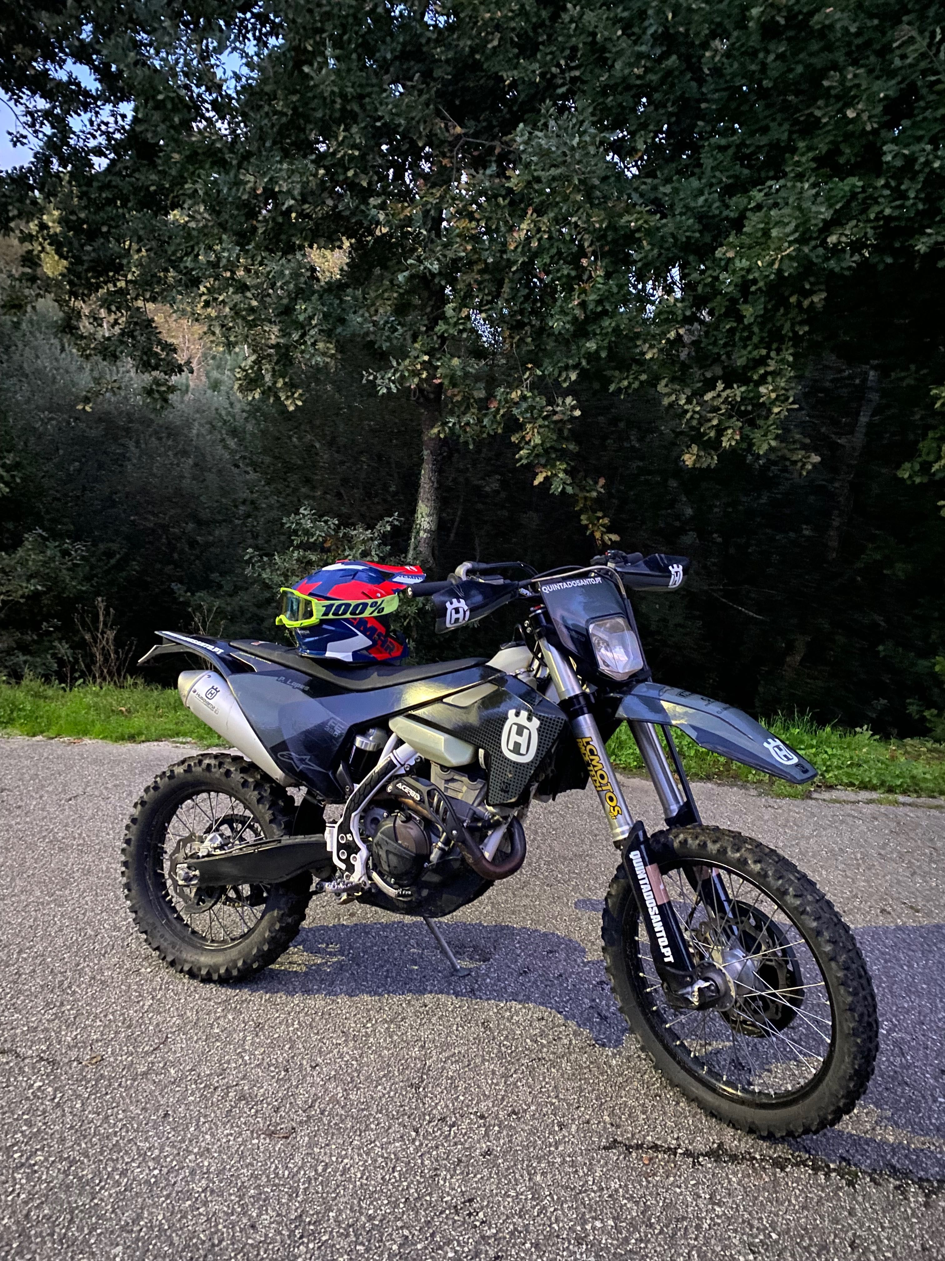 Husqvarna 350 supermotard
