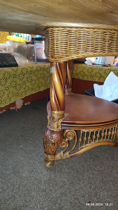 Продам великий стіл