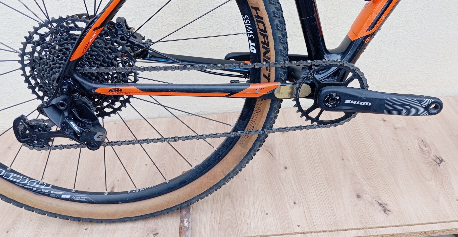 JF-Bikes KTM Aera Carbon 12v L