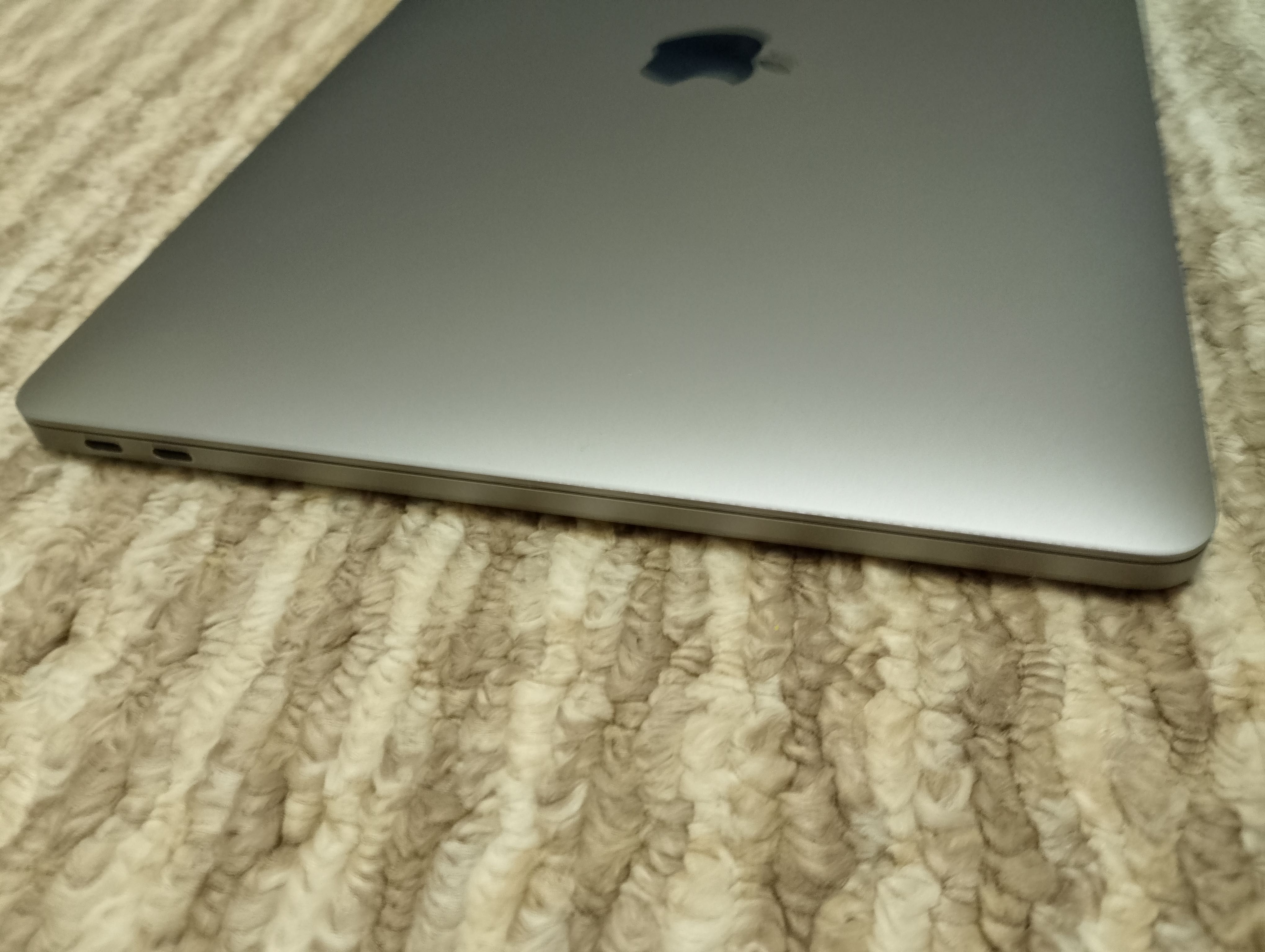 MacBook Pro A1708 13" 2017 i5-2.3GHz  16Gb/SSD 256Gb (нова батарея)