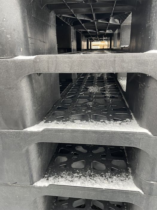 Palety plastikowe 120x80 Mocne&Od reki