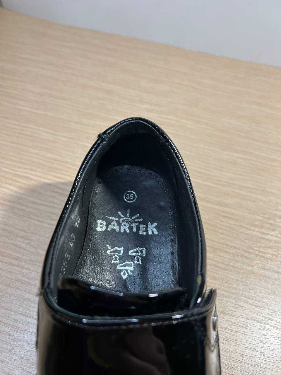 Продам дитячі туфлі Bartek