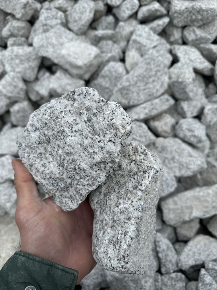 Kamien granitowy do gabionu