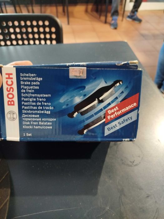 Pastilhas de travão Bosch novas