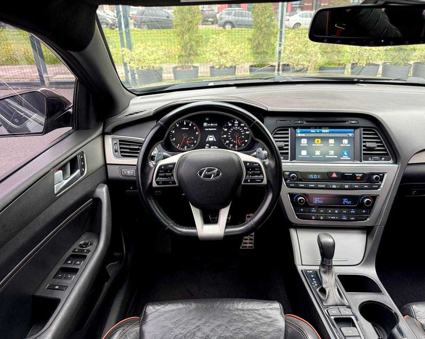 Hyundai Sonata Sport