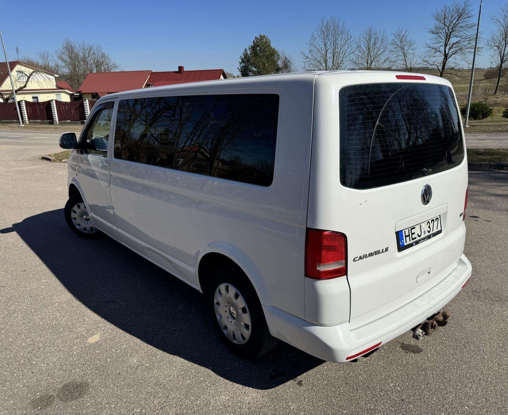 Volkswagen Caravelle 2014
2.0 l., Минивэн