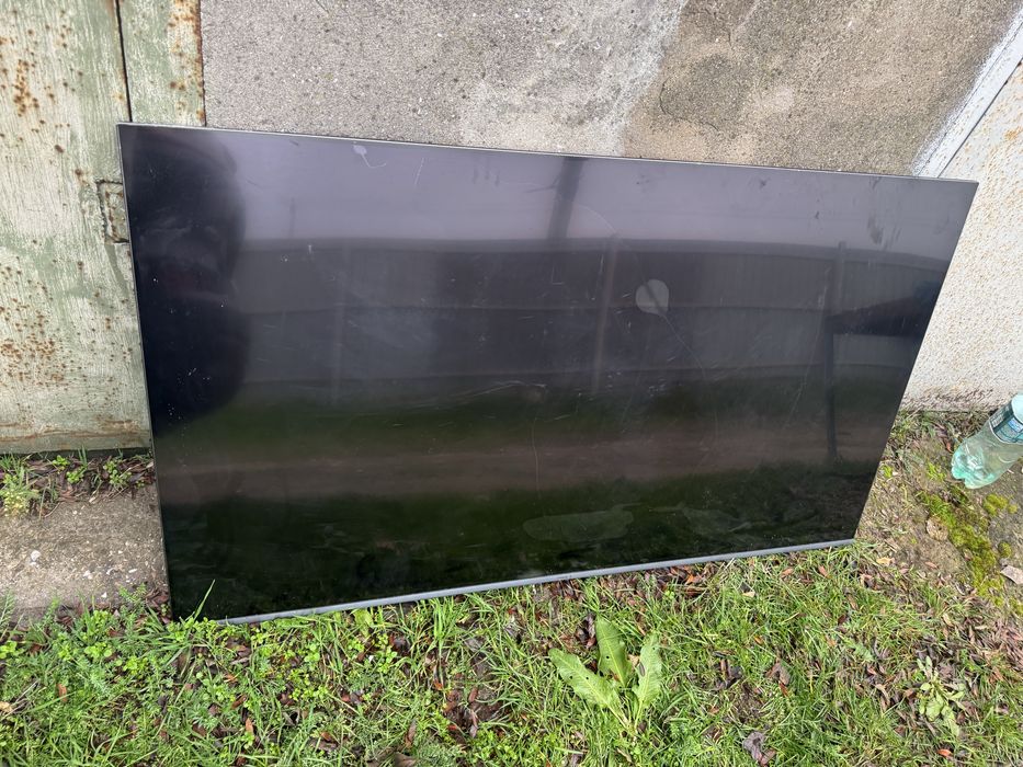 Продам телевизор битый пиксель Samsung 55 диагональ