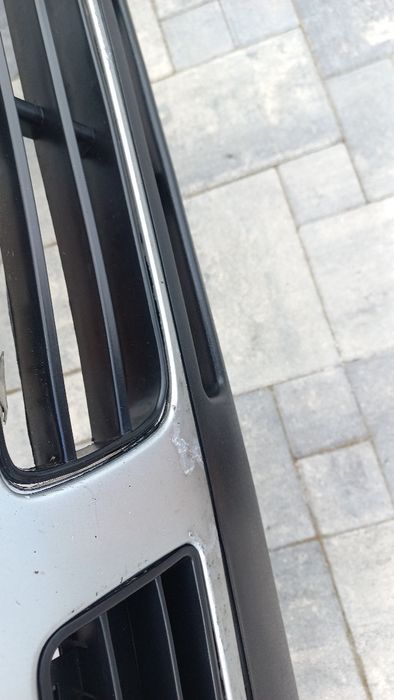 VW bora zderzak przód przedni srebrny la7w