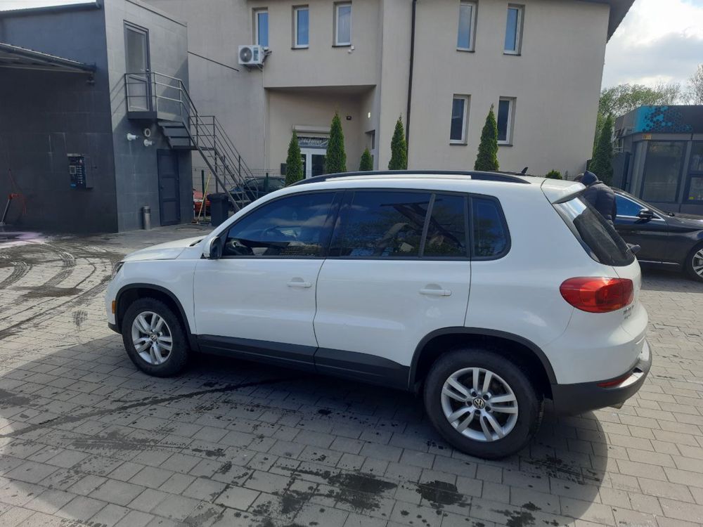 Свіжопригнаний VW Tiguan  2015