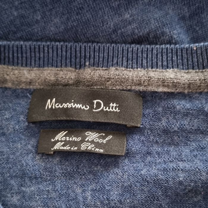 Wełniany sweter Massimo Dutti