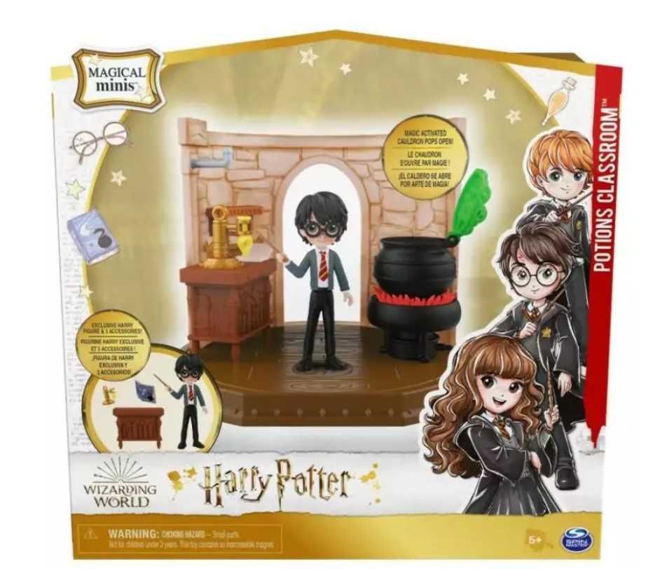 Гарри в комнате зельеварения Harry Potter Wizarding World SM22007/8258