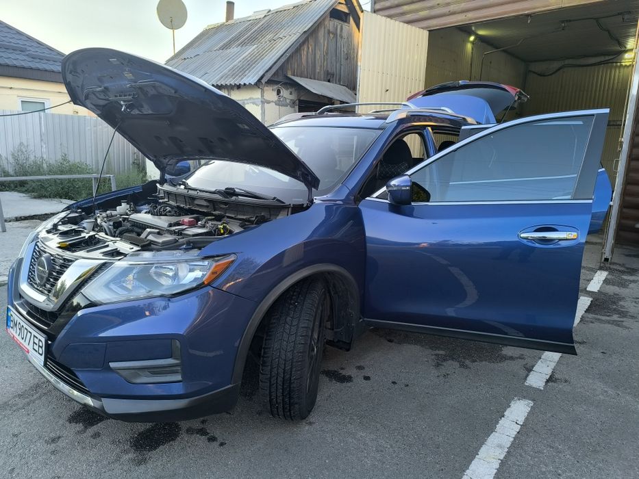 Продам Nissan Rogue