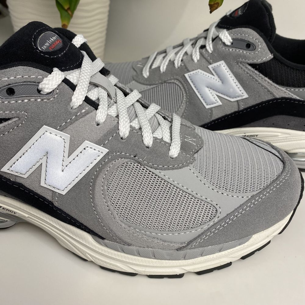 Оригінал! New Balance 2002R, нові з США, 1906r + M2002RSG