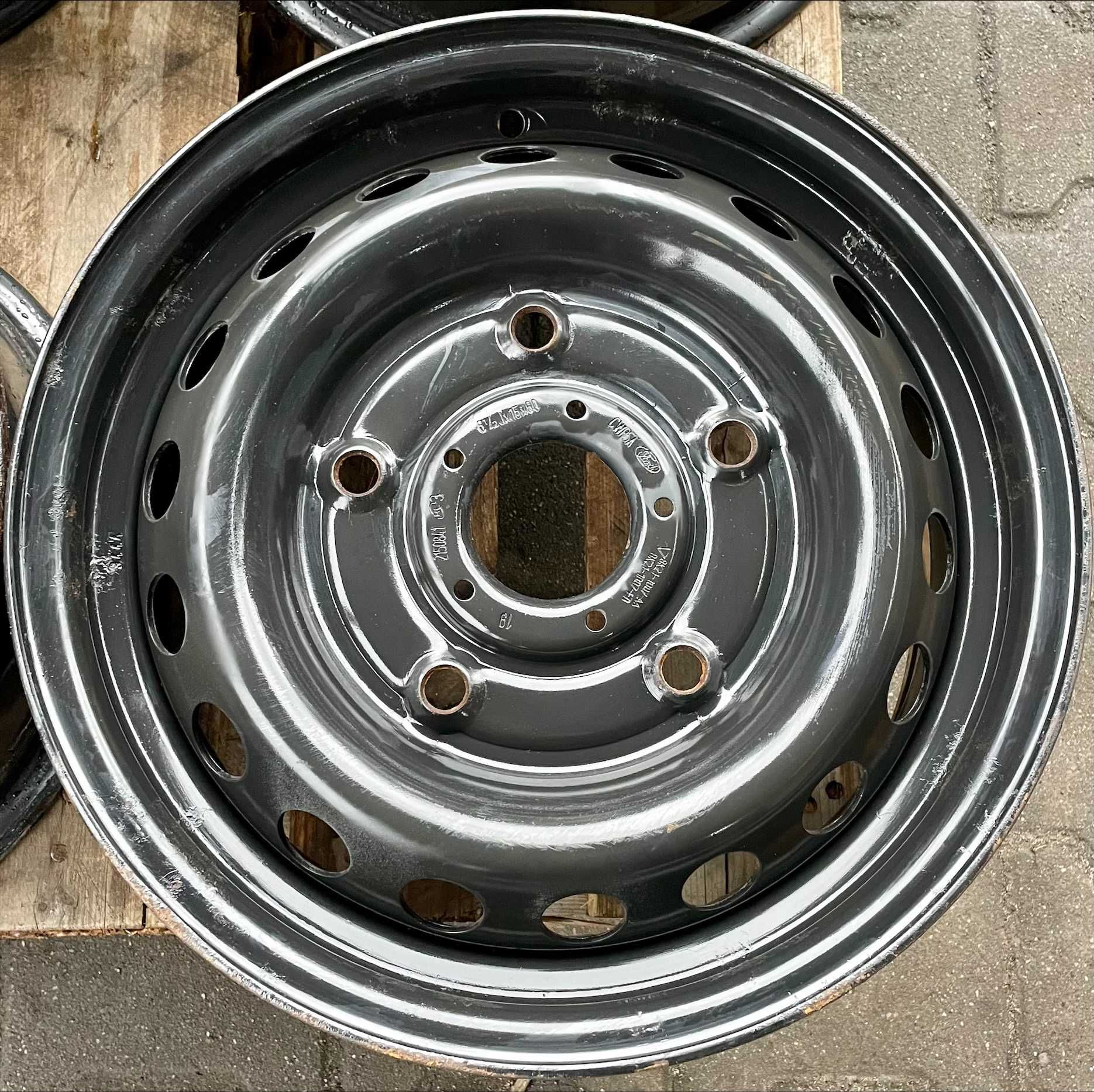 4x Felga Stal Ford CWP5A 6.5x15 ET60 65.1 5x160 / 4083