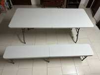Conjunto de mesa e banco