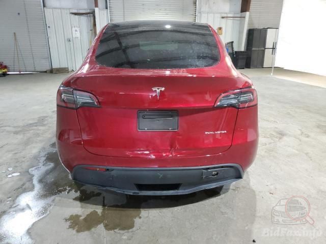 Tesla Model Y 2024 ( у дорозі з США)
