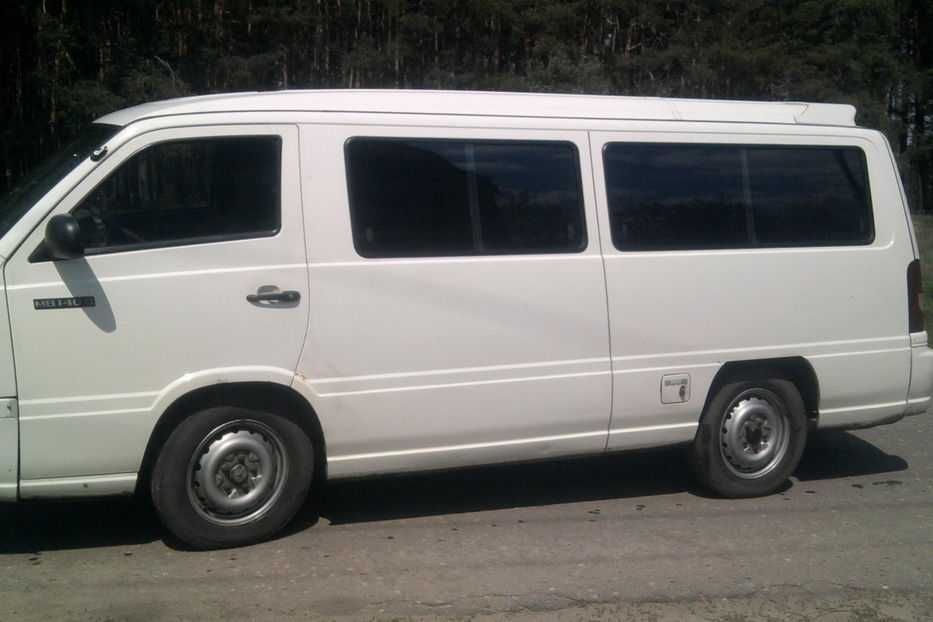 Mercedes-benz Мерседес MB 100 Заводской микроавтобус.