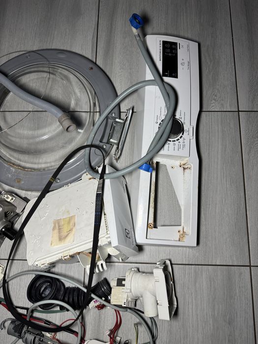 Electrolux 1076 на запчастини