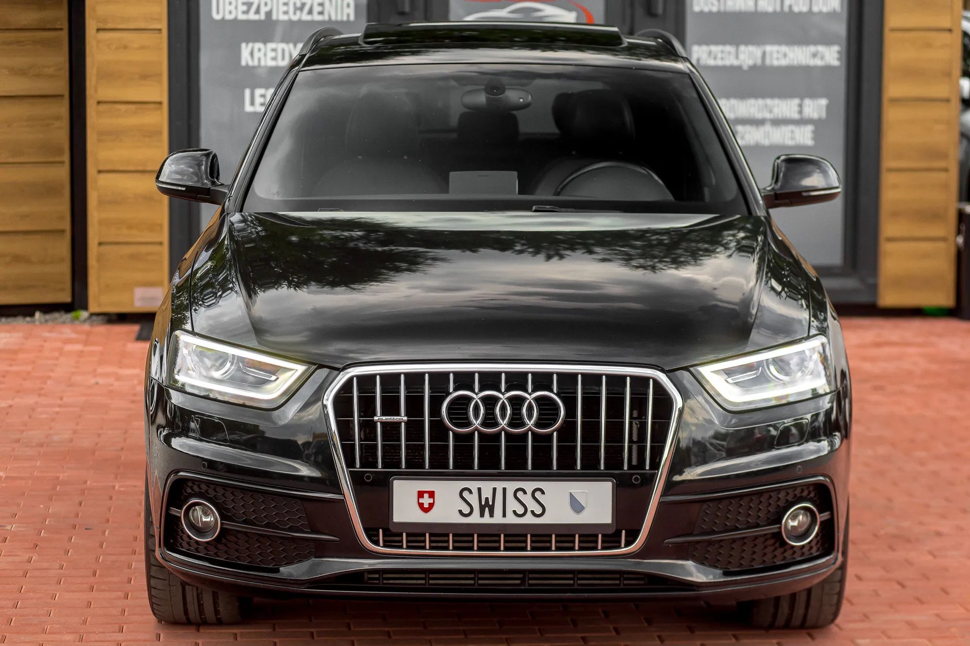 Audi Q3 2,0 TFSI Quattro BOSE S-Line Xenon Nawigacja Podgrzewane Fotele