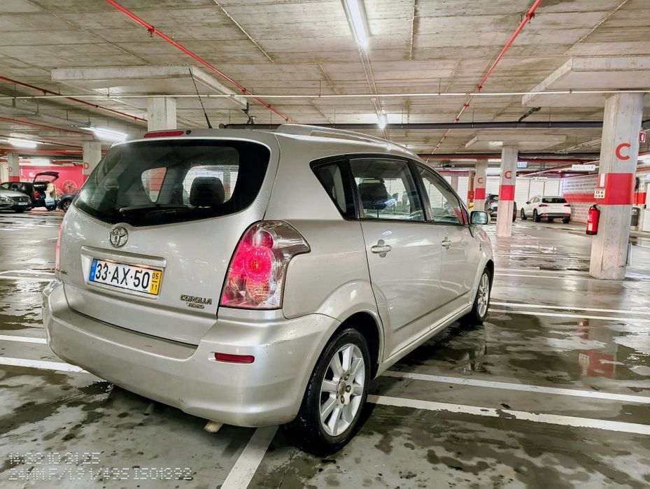 Toyota Corolla versos 2005 em excelente estado