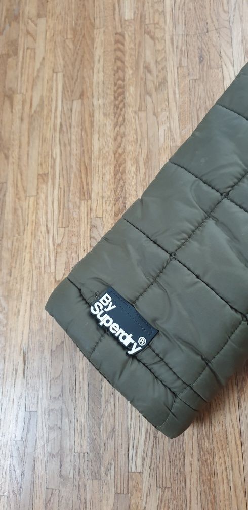 Superdry Kurtka ocieplana khaki oliwkowa S