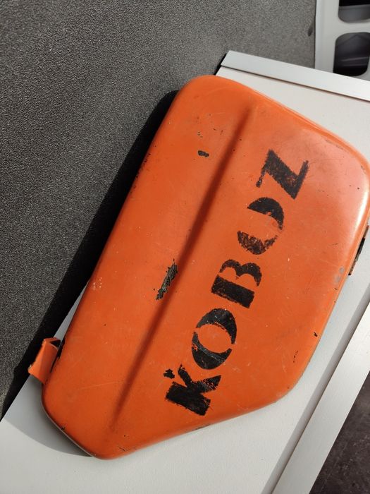 Boczek prawy wsk kobuz łezka Dudek Bąk gil plastik