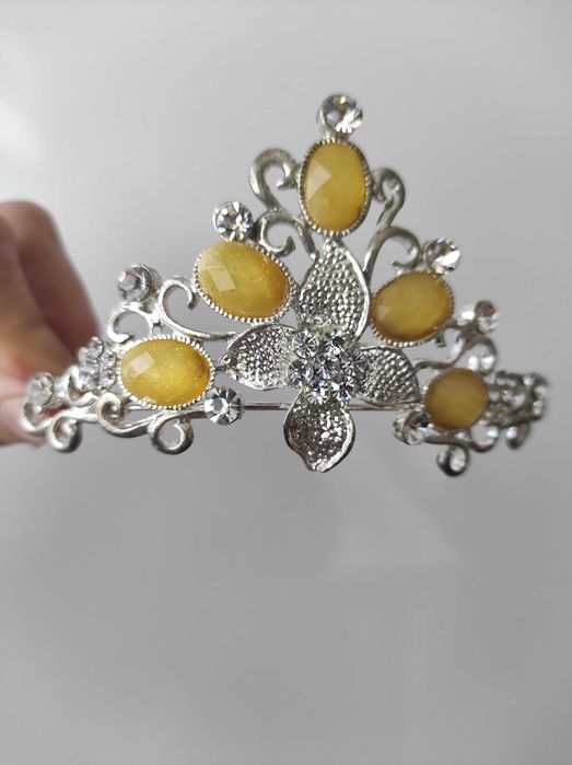 Роскошная диадема