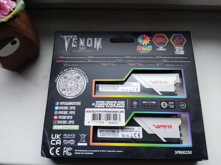 Pamięć RAM PATRIOT Viper Venom RGB 64GB (2x32GB) 6000 CL30