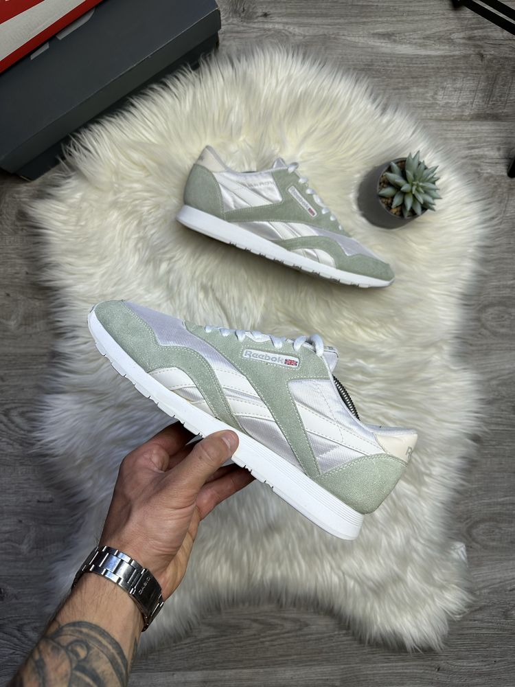Кроссовки Reebok classic original 45р