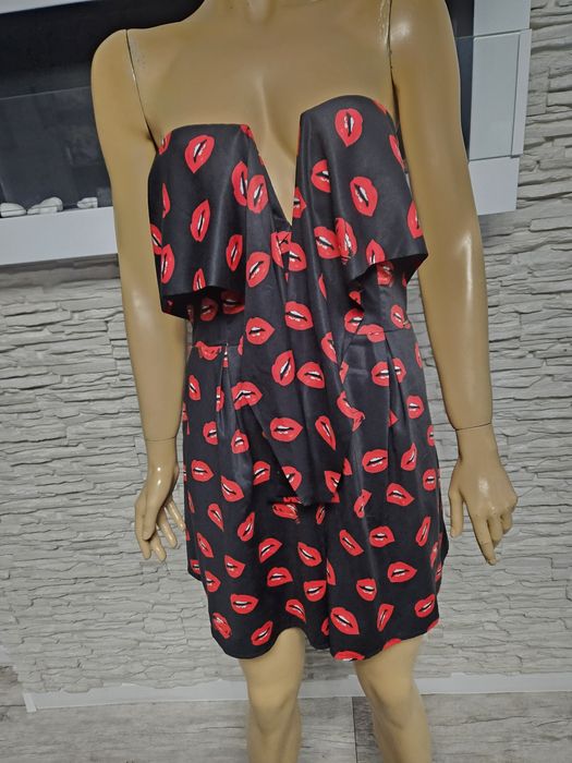 Kombinezon na lato elegancki Guess rozm M w usta