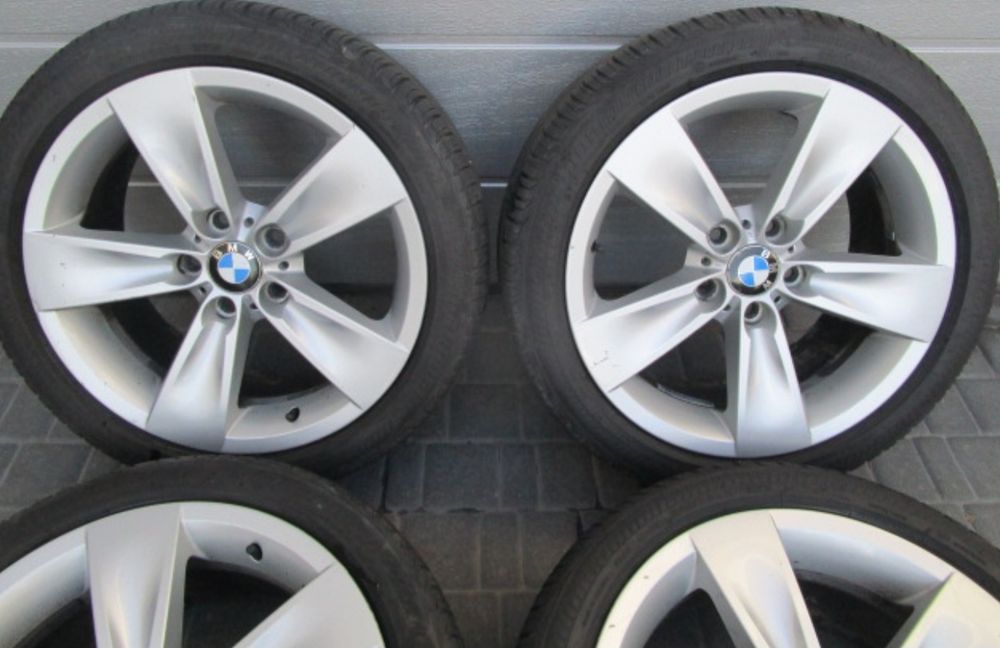 Sprzedam felgi oryginalne Bmw r18