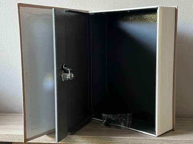 Książka metalowa skrytka sejf ITALY krzywa wieża w PIZIE duża