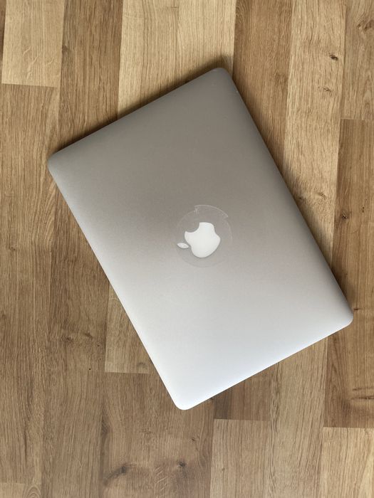 MacBook Air 2015, 128GB SSD, 4GB RAM, Intel Core i5 1,6 GHz