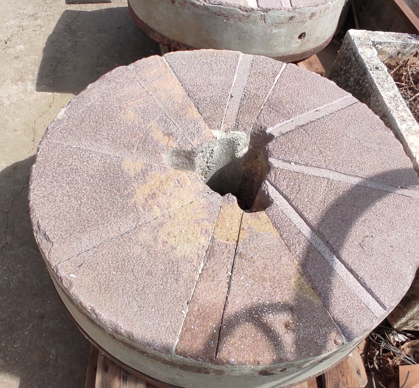 Mós de pedra como novas