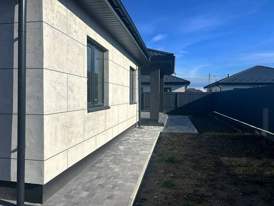 Продам  Будинок власник без відсотків  с.Путрівка