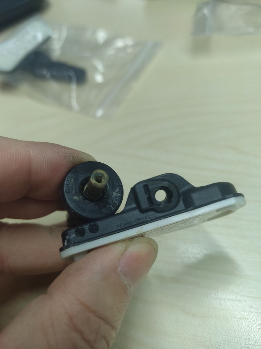 Датчики давления в шинах tmps Schrander E24 10R-041328 433MH MRXRHSS4