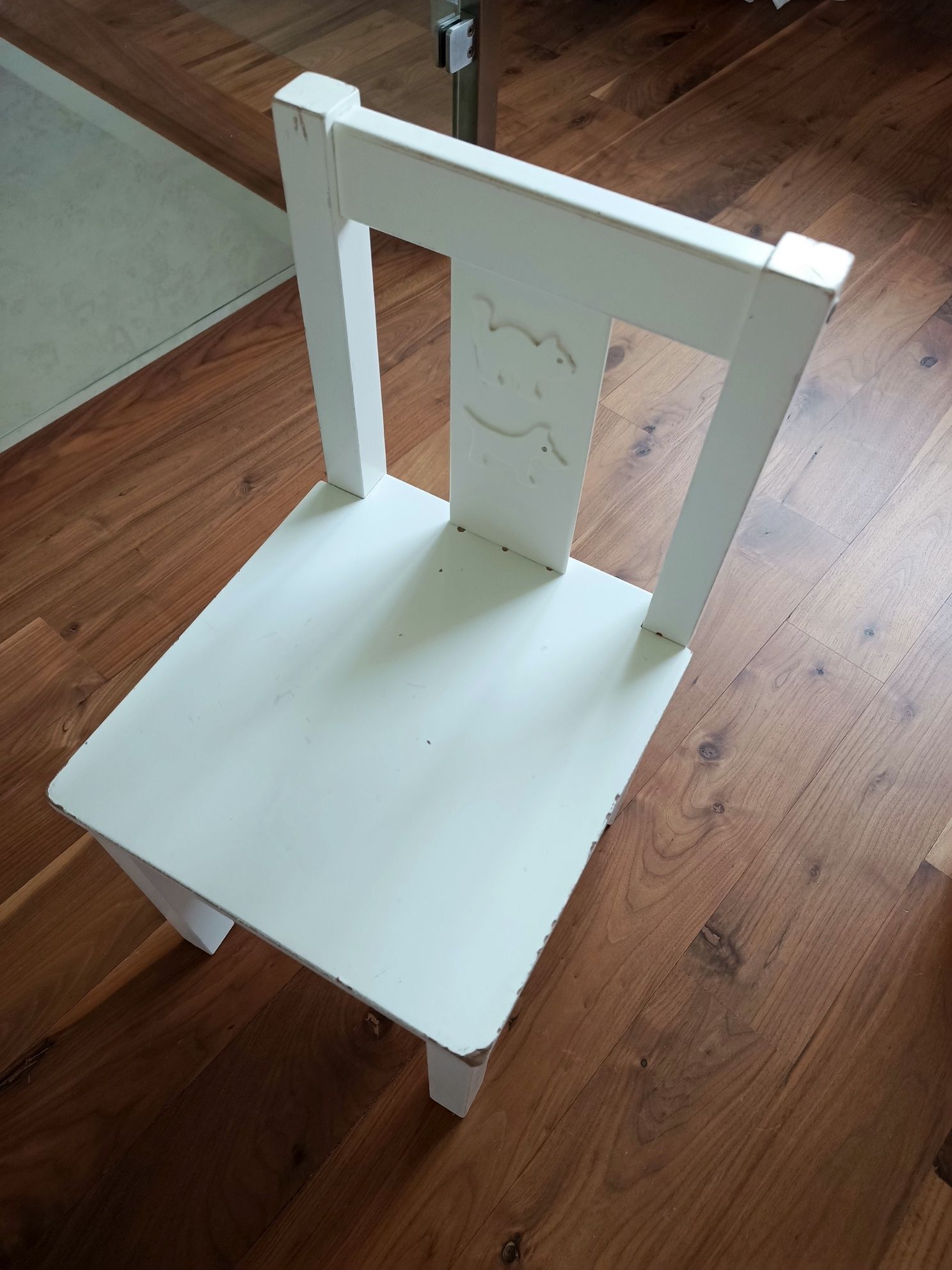 Stolik IKEA Kritter dwa krzesełka