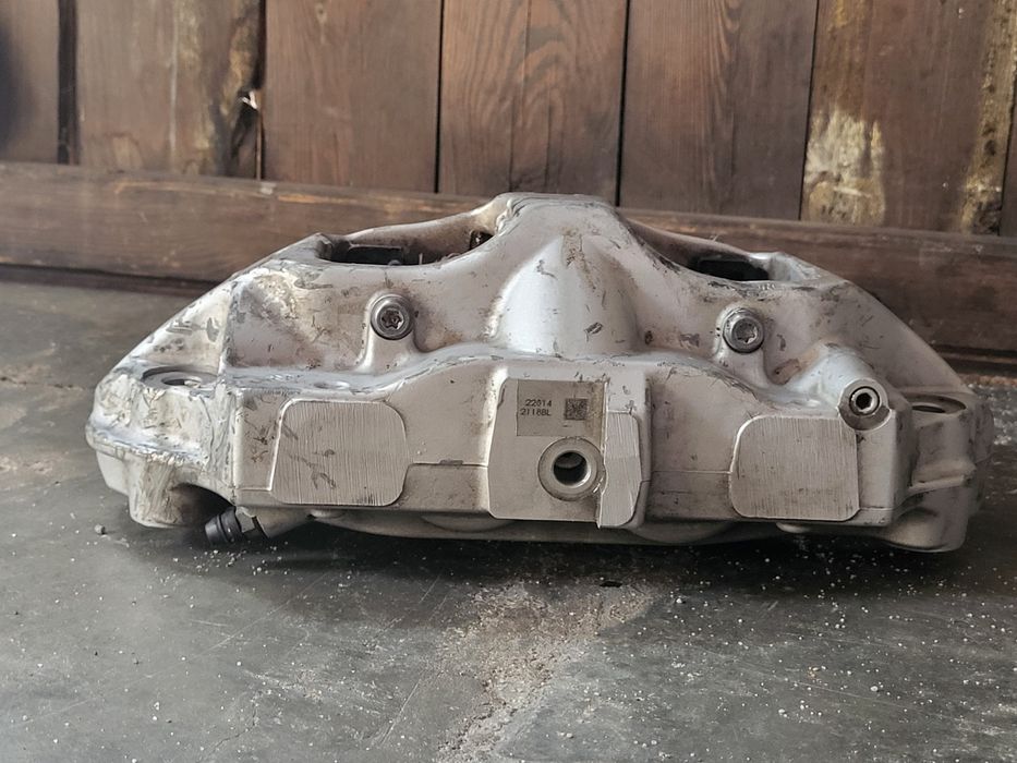 Zacisk Mercedes AMG A klasa / A35 / CLA / CLA 35 /GLA