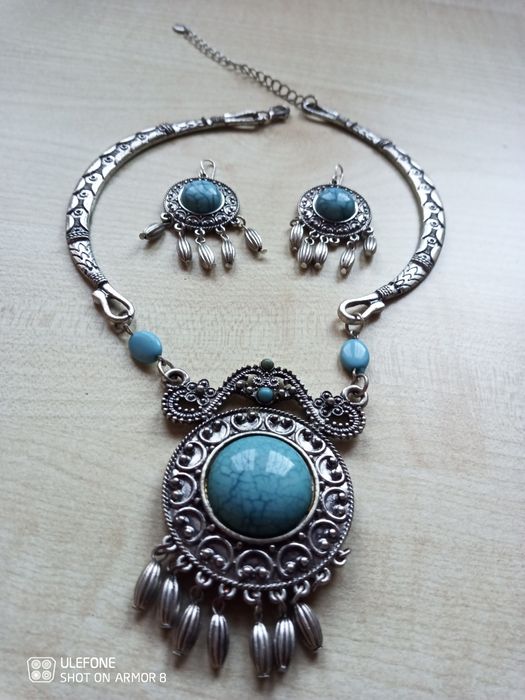 Conjunto de bijuteria