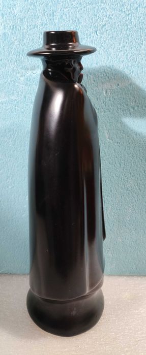 Garrafa Sandeman em porcelana Royal Doulton