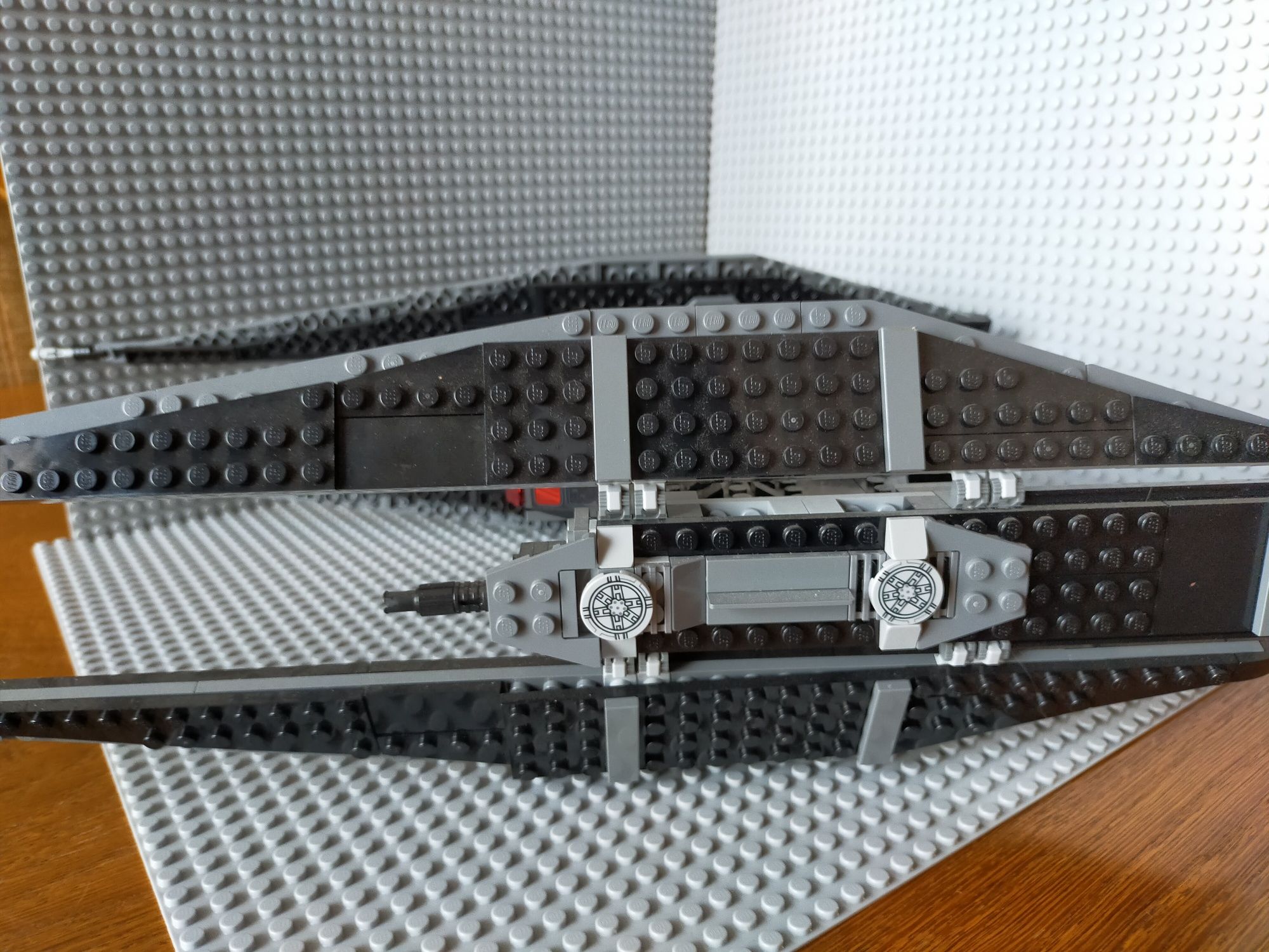 LEGO star wars 75179 myśliwiec kylo rena