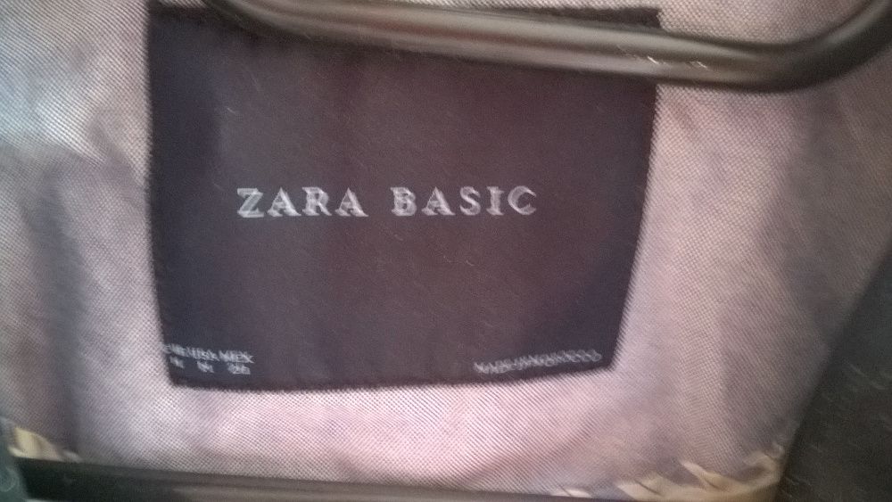 Marynarka żakiet Zara Basic czarna ze złotymi guzikami rozmiar M