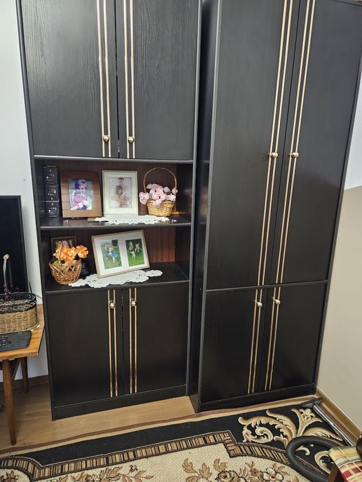 Oddam 4 części regału do pokoju