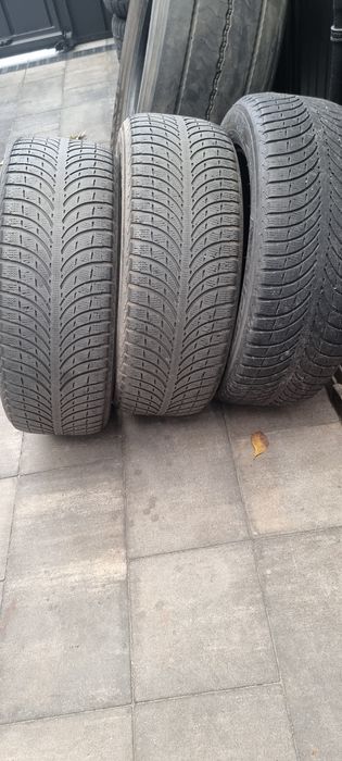 Зимова гума Michelin 235/55/r19