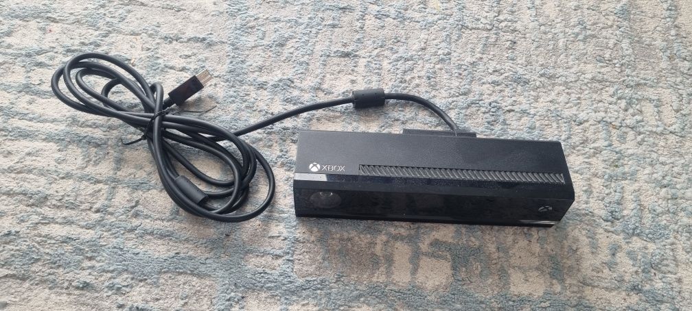 Xbox one fat 500 GB kinect gry