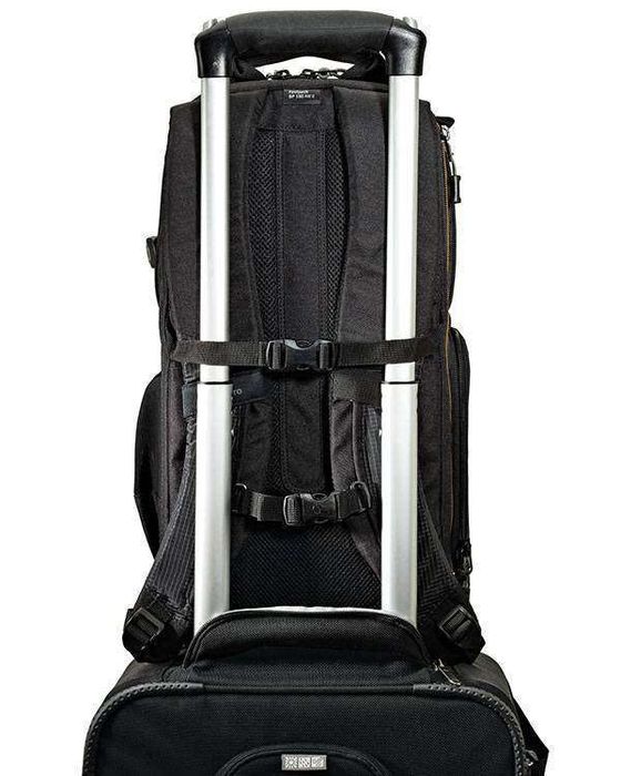 Mochila Lowepro Fastpack BP 150 AW II